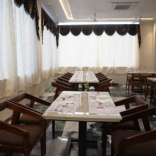 dinner restaurant food | best family restaurant in Khandwa